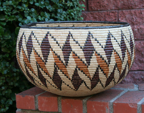 African Zulu Open Basket Igomo Vintage - 12"H X 17"D X 62"C