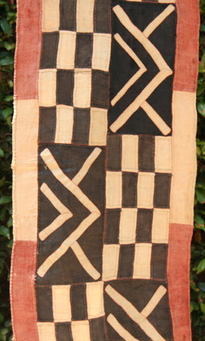 Kuba Cloth African Textile Black  Cream-Congo 21" X 140"