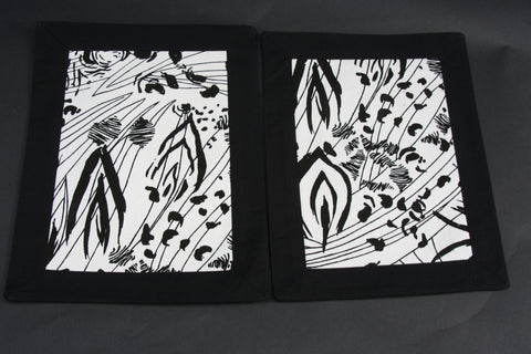 African Abstract Foliage Print Tablemat Black and White (1) - Cultures International From Africa To Your Home African Abstract Foliage Print Tablemat Black and White (1)