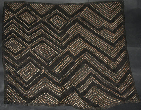 African Kuba Shoowa Isesele Cloth 02 -  Vintage Handwoven in the Congo DR 28" X 27" - Cultures International From Africa To Your Home