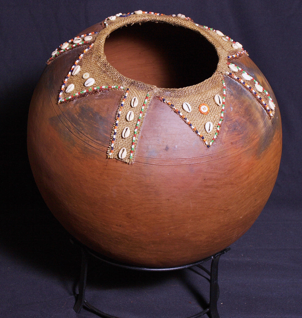 African Tribal Clay Lemba Pot to Hold the Sacred Waters of the Venda Tribe - South Africa - Cultures International From Africa To Your Home
