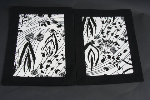 African Abstract Foliage Print Tablemat Black and White (1)